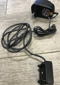 Månelys lampe med led spot (rødt lys) til at lægge ovenpå glasset.